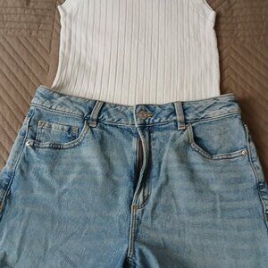 Dynamite Jean Shorts 29 With Dynamite White Tank Top Medium, Set for